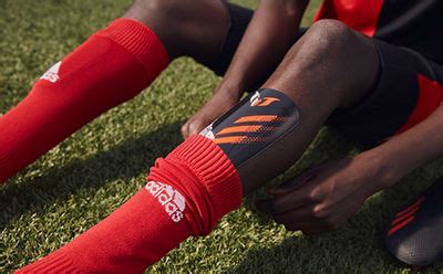 adidas jeugd scheenbeschermer|Vind jouw voetbal accessoires online .